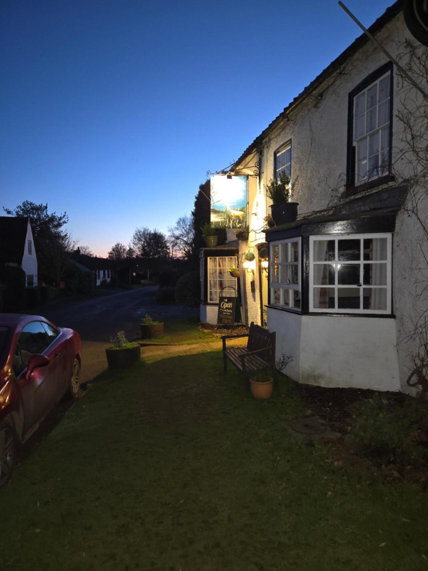The White Hart Inn Tetford Ngoại thất bức ảnh