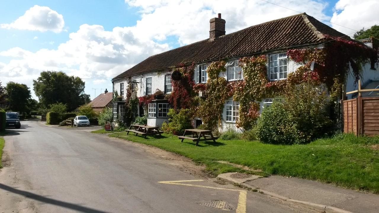 The White Hart Inn Tetford Ngoại thất bức ảnh